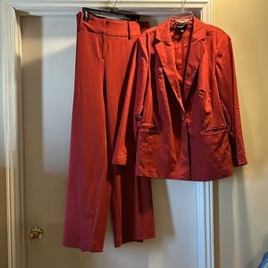 Lane Bryant 2 piece Pants Suit Size 20W Burnt Orange Wide Legs